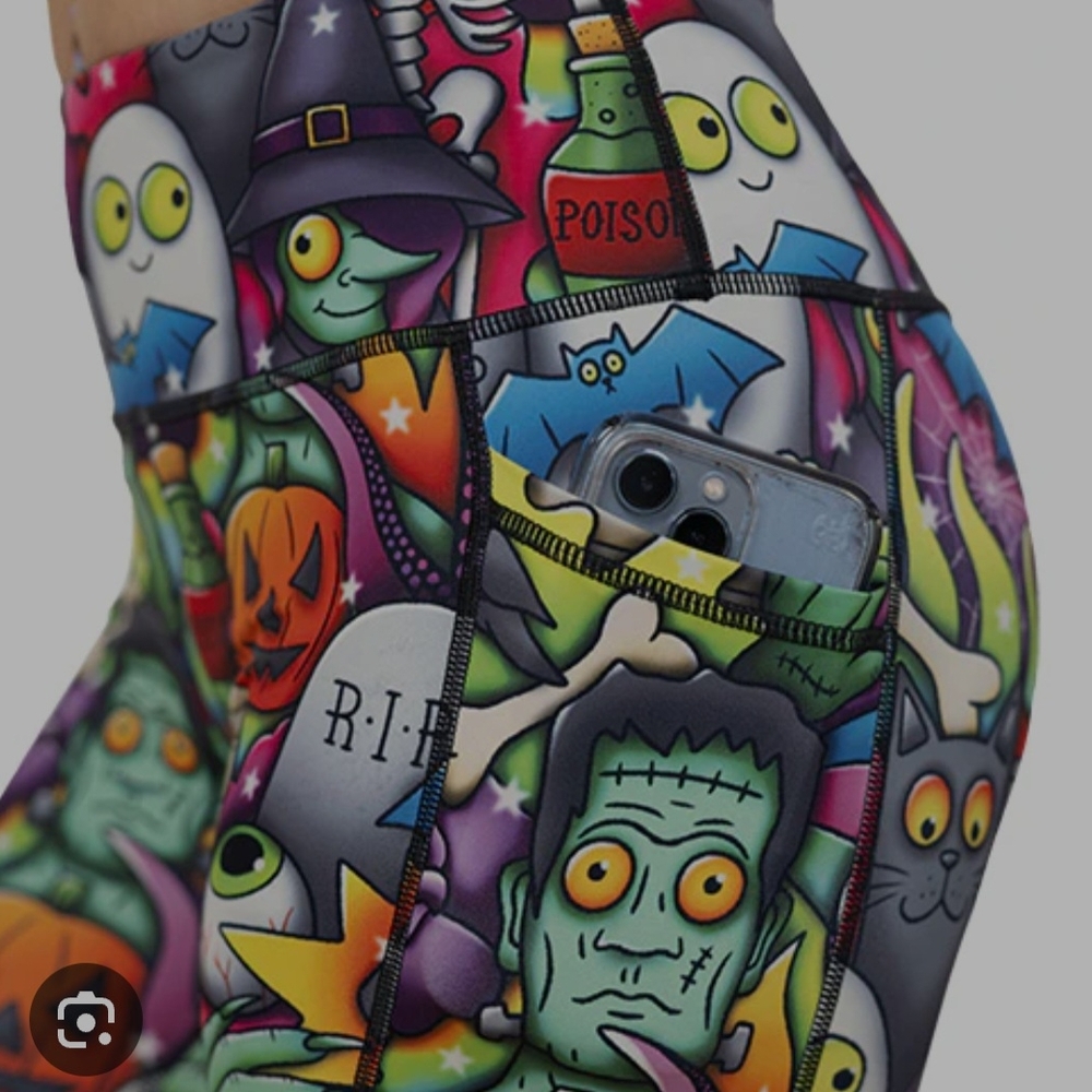 CVG Monster Mash Shorts L 5"